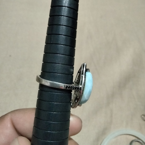 Beautiful Larimar ring set in 925 sterling silver - size 9 - Picture 5 of 8